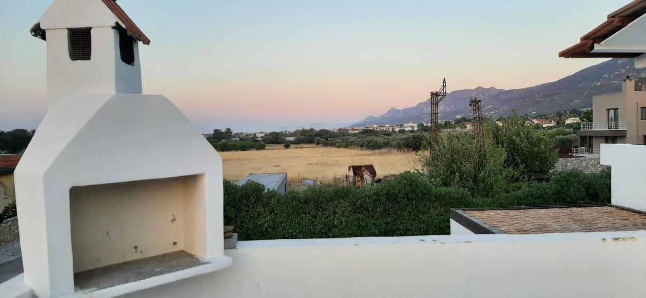 Villa Bougainvillea With Privite Pool Vasilia Exteriör bild